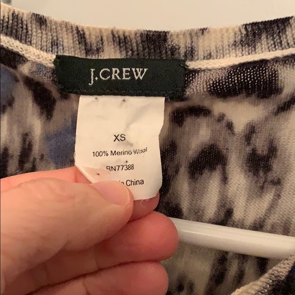 JCrew animal print 3/4 sleeve Marino wool cardigan - Picture 5 of 6